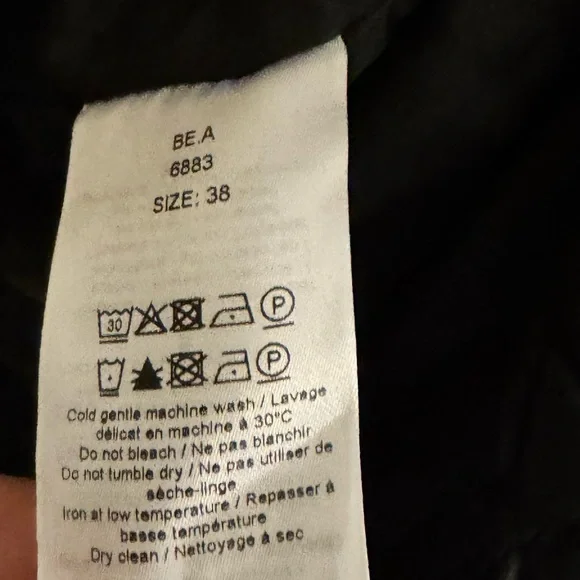 Ganni Black Ruffled Jacket - Picture 9 of 11